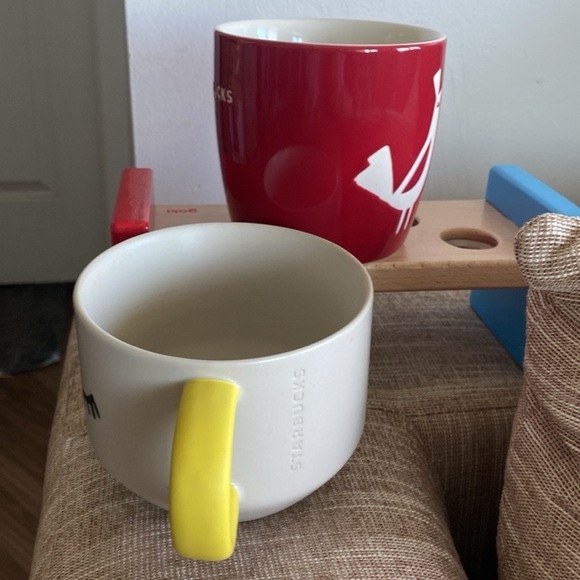 2017 & 2011 Starbucks Mug - Picture 3 of 7